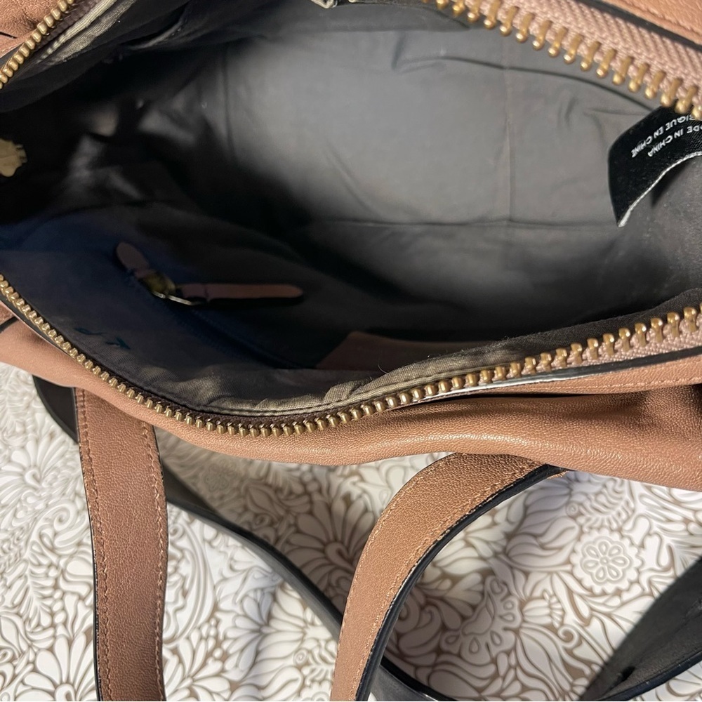 Marc by Marc Jacobs Pink leather handbag/shoulder bag - Picture 9 of 16